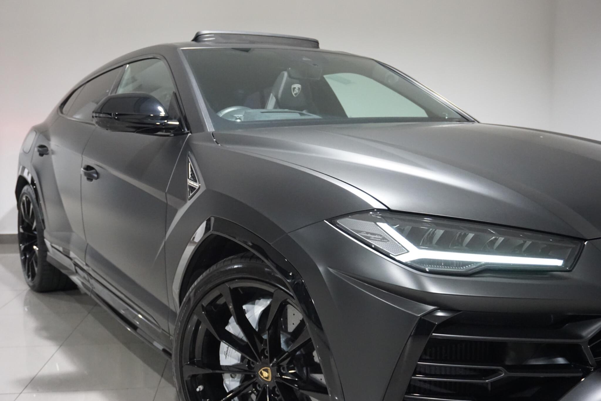 Lamborghini Urus 4.0 V8 BiTurbo SUV 5dr Petrol Auto 4WD Euro 6 (650 ps)